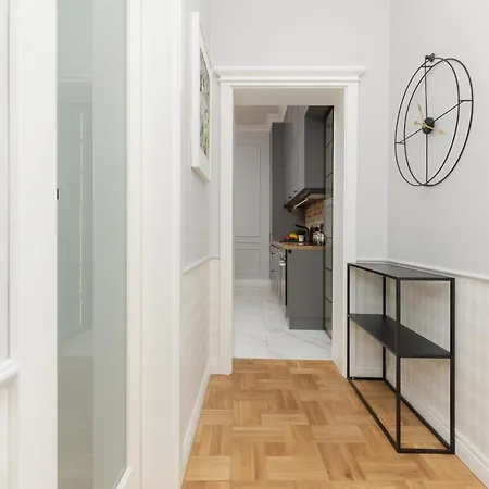 Ochota Modern For Families By Renters